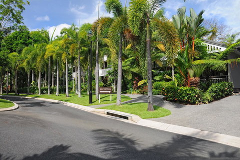 Oasis At Palm Cove - Winery Find 26