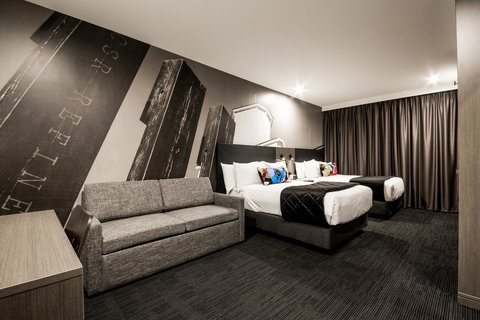 Sage Hotel James Street - Winery Find 12