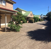 Country Gardens Motor Inn - Winery Find