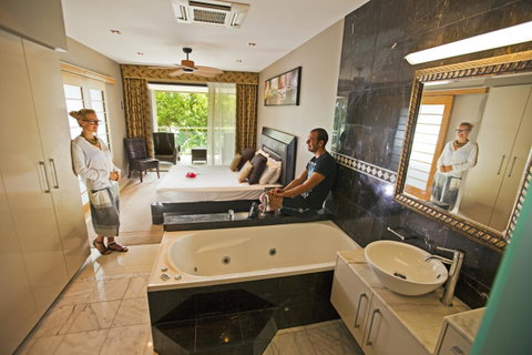 Fitzroy Island Resort - Winery Find 5