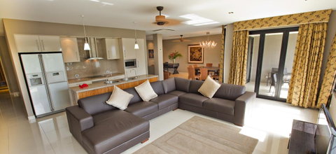 Fitzroy Island Resort - Winery Find 6