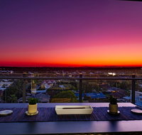 Sunset Retreat Mooloolaba - Winery Find