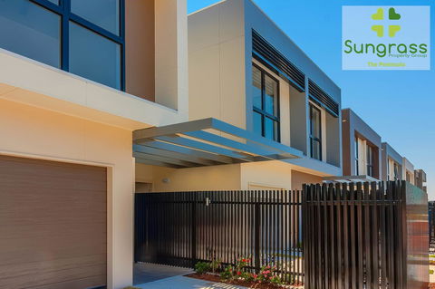 The Residences At The Peninsula - Winery Find 42