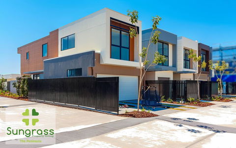 The Residences At The Peninsula - Winery Find 44