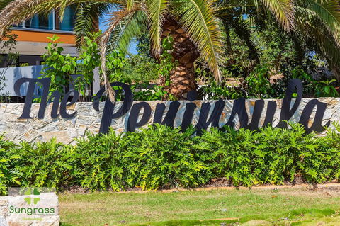 The Residences At The Peninsula - Winery Find 12