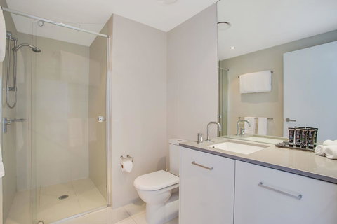 Mantra Circle On Cavill - Winery Find 24