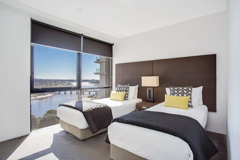 Mantra Circle On Cavill - Winery Find 23