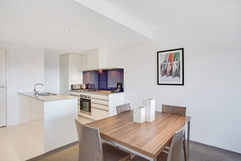 Mantra Circle On Cavill - Winery Find 36