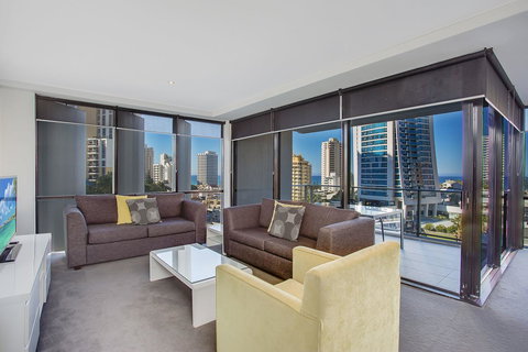 Mantra Circle On Cavill - Winery Find 21