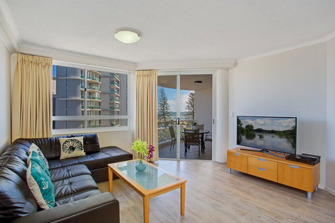 Kirra Beach Apartments - Winery Find 19