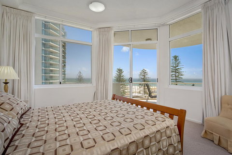 Kirra Beach Apartments - Winery Find 23