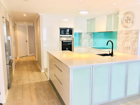 Kirra Beach Apartments - Winery Find 1