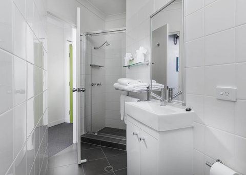 George Williams Hotel - Winery Find 34