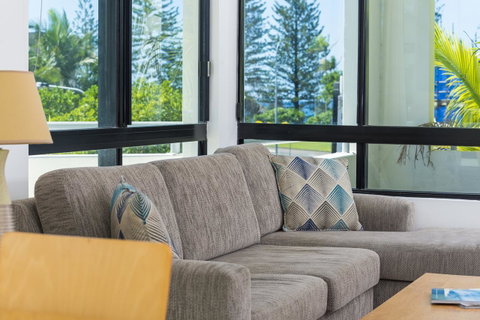 Beach Club Resort Mooloolaba - Winery Find 16