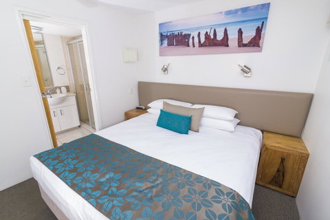 Beach Club Resort Mooloolaba - Winery Find 4