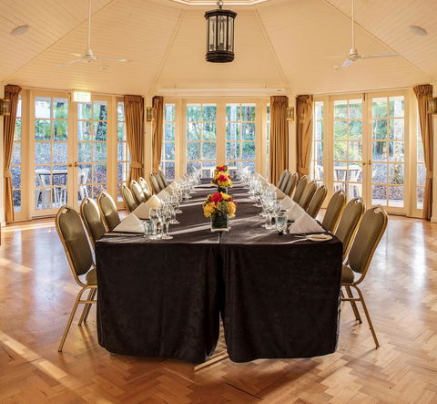 InterContinental Sanctuary Cove Resort, An IHG Hotel - Winery Find 16