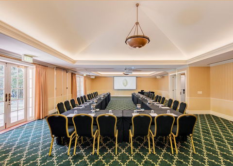 InterContinental Sanctuary Cove Resort, An IHG Hotel - Winery Find 32