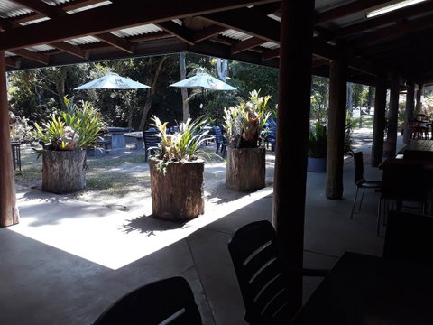 Speewah Country Tavern - Winery Find 9