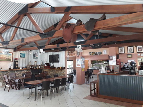 Speewah Country Tavern - Winery Find 10