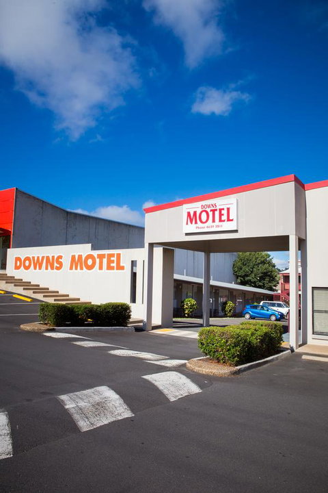 Downs Motel - Winery Find 1