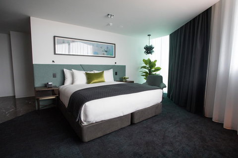 Eatons Hill Hotel - Winery Find 41