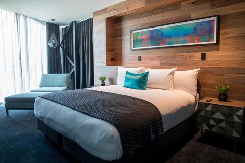 Eatons Hill Hotel - Winery Find 24