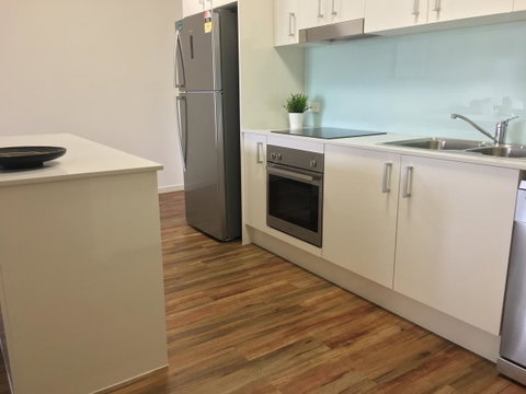 Arise Princess Regent Apartments - Winery Find 16