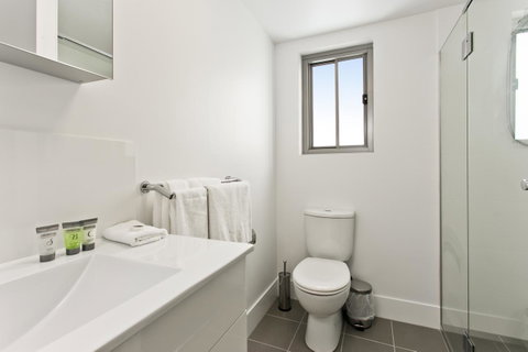 Arise Princess Regent Apartments - Winery Find 6
