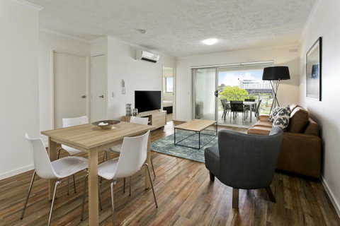 Arise Princess Regent Apartments - Winery Find 3