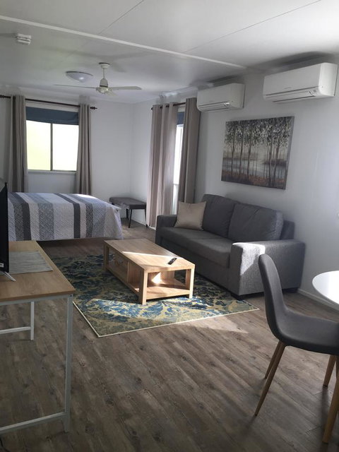 Malanda Manor Guesthouse - Winery Find 22