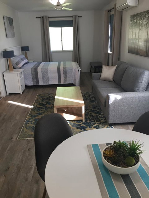 Malanda Manor Guesthouse - Winery Find 10