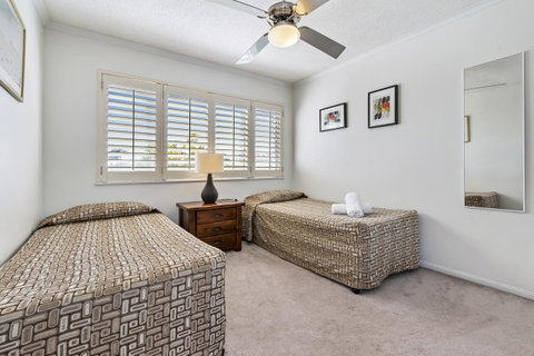 Dockside Apartments Mooloolaba - Winery Find 25