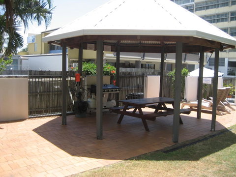 Dockside Apartments Mooloolaba - Winery Find 33