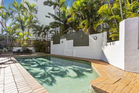Dockside Apartments Mooloolaba - Winery Find 18