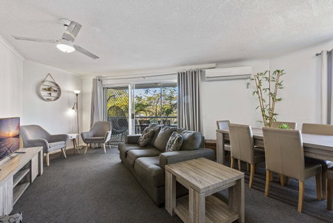 Dockside Apartments Mooloolaba - Winery Find 11