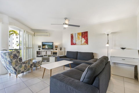 Dockside Apartments Mooloolaba - Winery Find 19