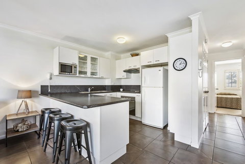 Dockside Apartments Mooloolaba - Winery Find 24