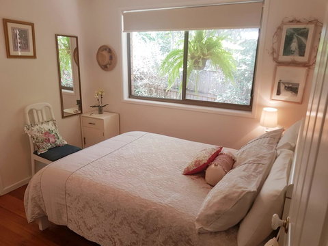 Manitzky Magic -B&B Home With Heart - Winery Find 5