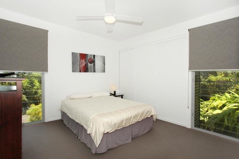 224 Centenary Heights Road Coolum Beach, 500 Dollar Bond, Linen Included - Winery Find 11