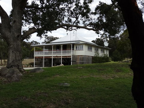 Loughmore House - Winery Find 0