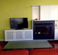 Waterloo Cottage - Winery Find