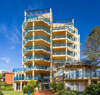 Whitesands 501 - Main Beach Location - Winery Find
