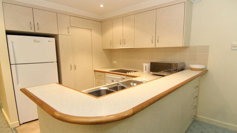 Whitesands G2 - Main Beach Location - Winery Find 1
