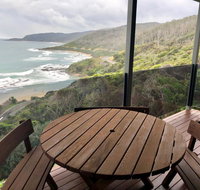 Wye Escape with amazing sweeping ocean views - Winery Find