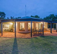 Yallingup Pet Friendly Bush Retreat - Winery Find