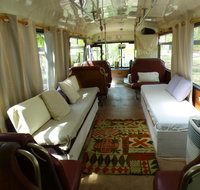 Yamba Hinterland bush retreat - Vintage bus stay - Winery Find