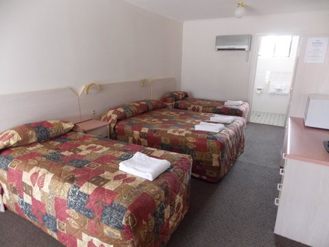 Yass Motel - Winery Find 2