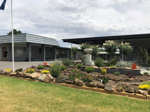 Yass Motel - Winery Find 0