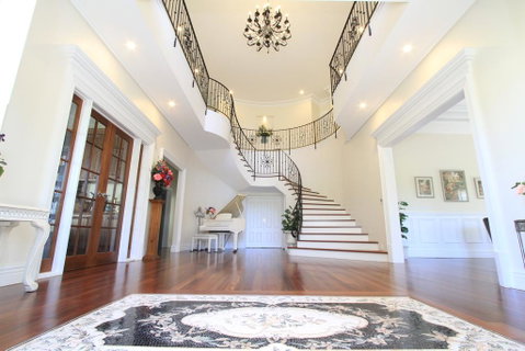 Yatahlia Manor Luxury Homestay - Winery Find 2