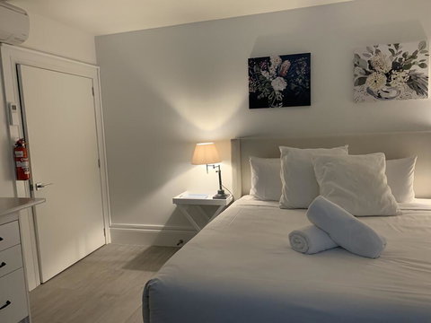York Street Apartments - Winery Find 1